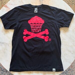 Johnny Cupcakes Men’s T-Shirt Size Large